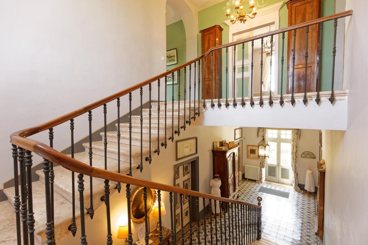Domaine Du Buc, Le Chateau